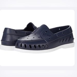 NIB Women’s Sperry Authentic Original Float Sz 7